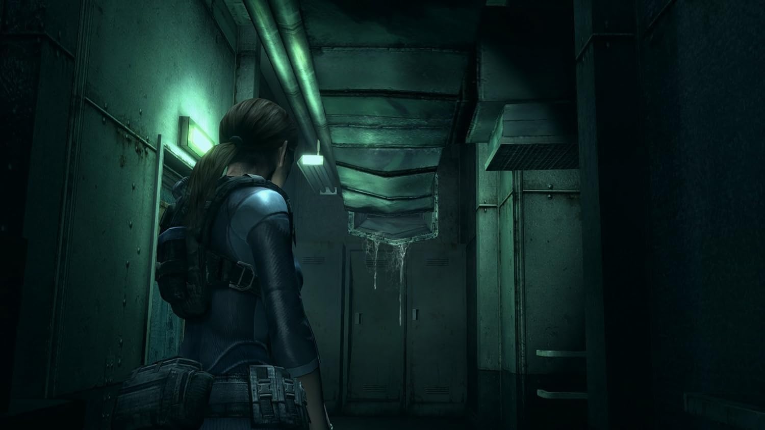 Resident Evil Revelations Collection - Screenshot 2 Resident Evil Revelations Collection - Screenshot 2