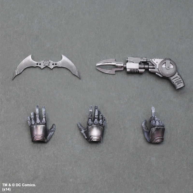 Figura Batman Arkham Origins Batman Play Arts Kai 