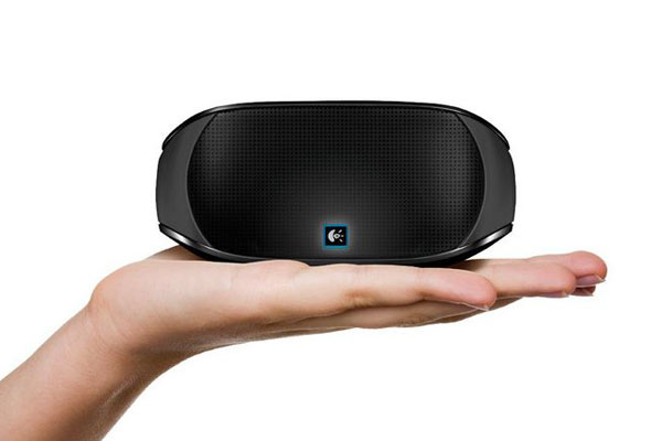 Parlantes Wireless Mini Boombox (Logitech) 
