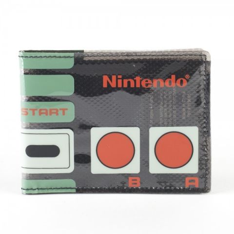 Billetera Nintendo Controller Fat Free 